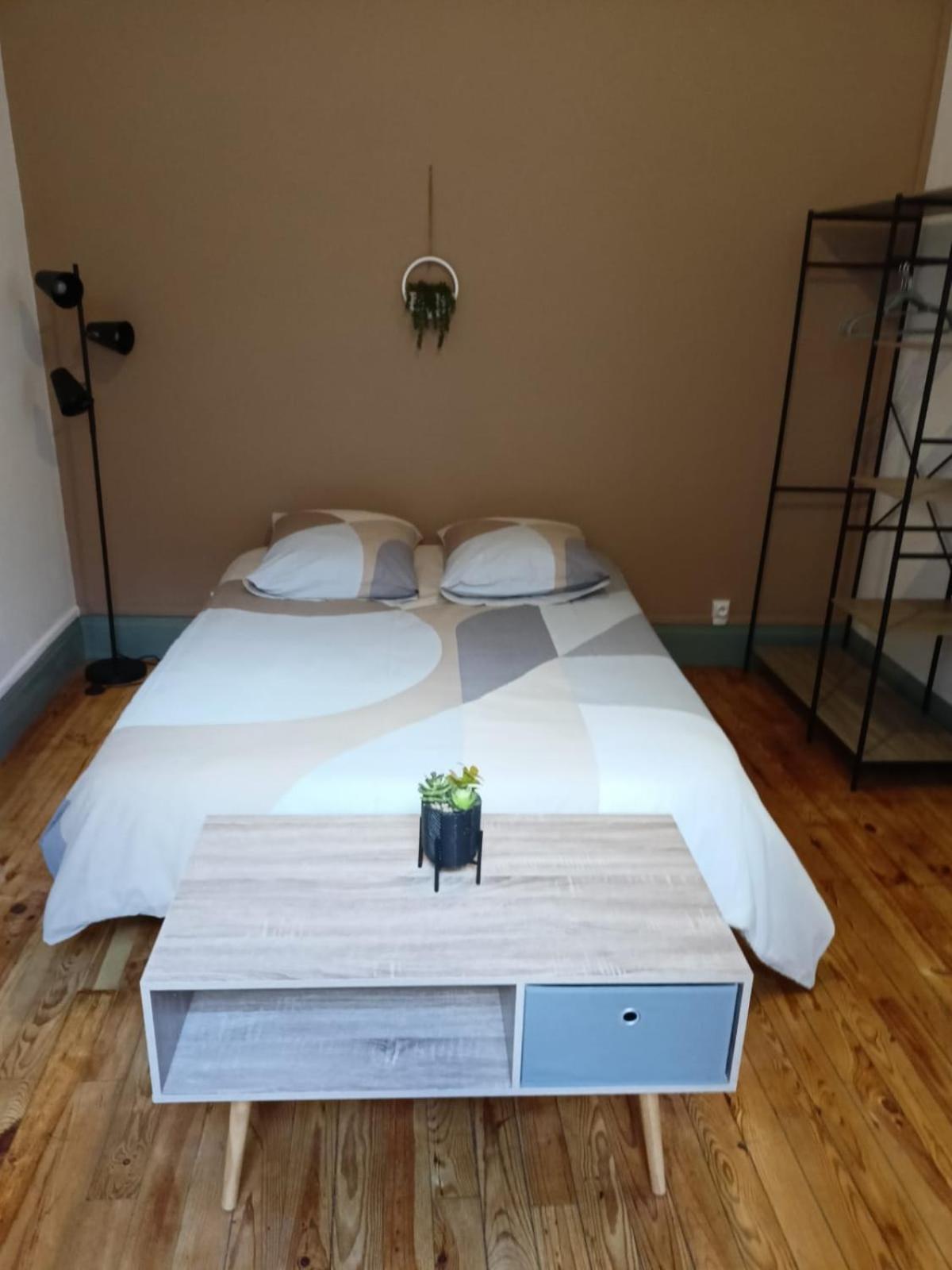 La Terrasse Zen Dacher - Superbe Appartement 30 M2 Tout Equipe Avec Terrasse Coeur Vichy Proche Gare Thermes Cures Extérieur photo
